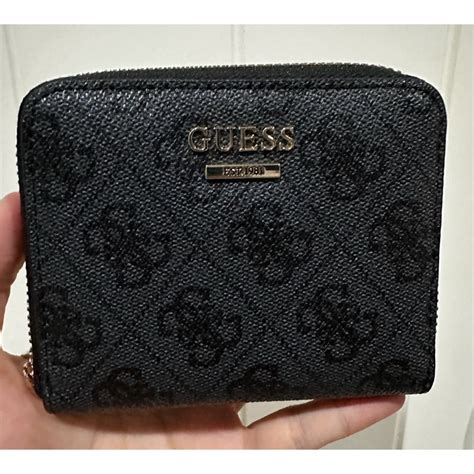 dompet guess wanita asli.